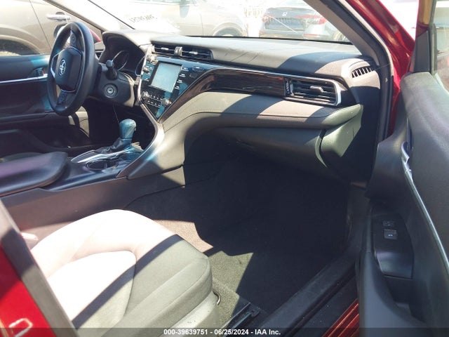 Toyota CAMRY LE 2019 4T1B11HK1KU761774 Image 5