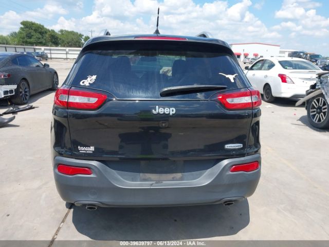 1C4PJLCS1EW319745 Jeep Cherokee Latitude
