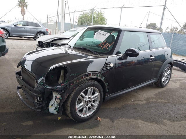 2013 MINI HARDTOP WMWSU3C59DT549283 Photo 1