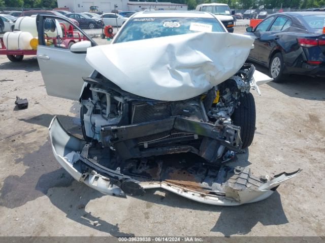 4T1BF1FK2GU146968 Toyota CAMRY SE