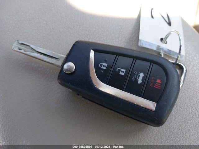 Toyota CAMRY LE 2018 4T1B11HK4JU656399 Image 11