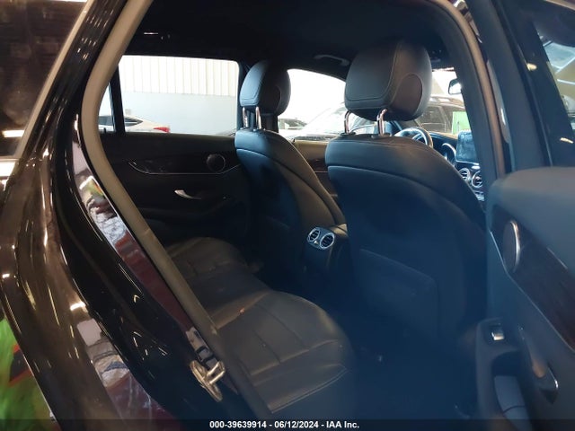 WDC0G4KB5KF580034 Mercedes-Benz Glc 300 4matic