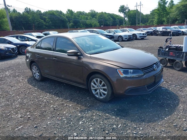 Продажа на аукционе авто 2013 Volkswagen Jetta 2.5l Se, vin: 3VWDP7AJ1DM448289, номер лота: 39639939