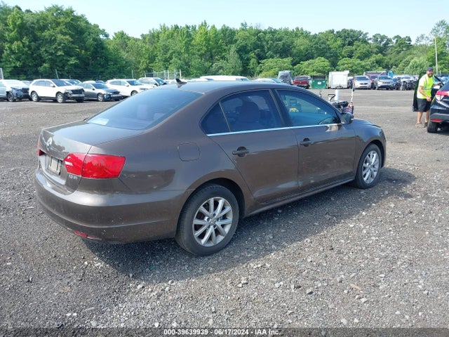 Продажа на аукционе авто 2013 Volkswagen Jetta 2.5l Se, vin: 3VWDP7AJ1DM448289, номер лота: 39639939
