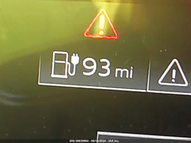 WA1LAAGE6KB020403 Audi E-tron Premium Plus