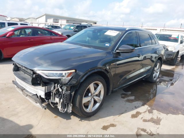 WA1LAAGE6KB020403 Audi E-tron Premium Plus