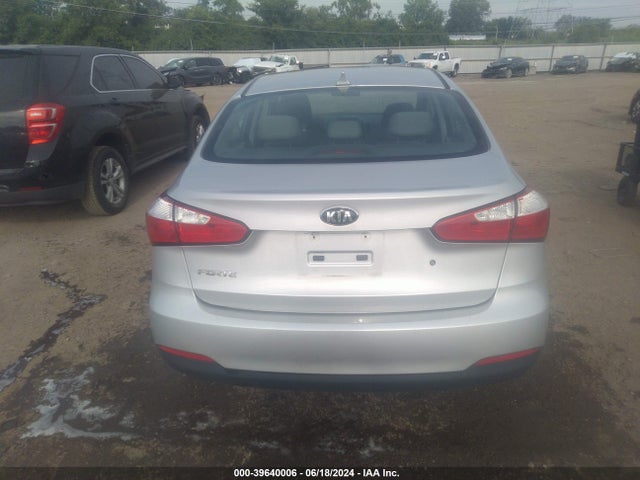 KIA FORTE LX 2015 KNAFK4A64F5371086 Image 16