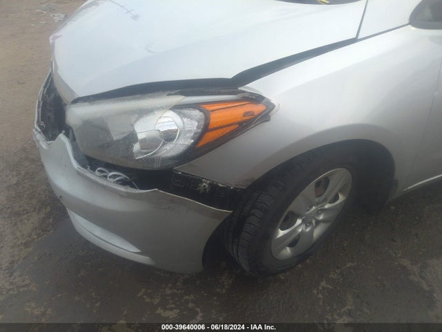 KIA FORTE LX 2015 KNAFK4A64F5371086 Image 17
