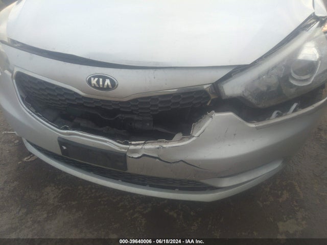 KIA FORTE LX 2015 KNAFK4A64F5371086 Image 6