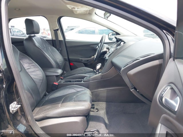 Ford FOCUS SE 2016 1FADP3F27GL377463 Image 5