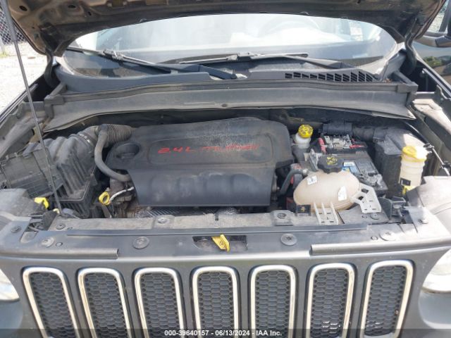 ZACCJBBT2FPC27884 Jeep Renegade Latitude