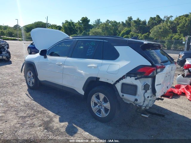 Toyota Rav4 Xle 2019 2T3P1RFV0KC031672 Image 3