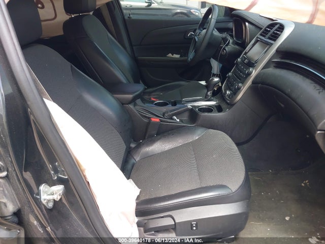 Chevrolet MALIBU 1LT 2015 1G11C5SL0FF270957 Image 5