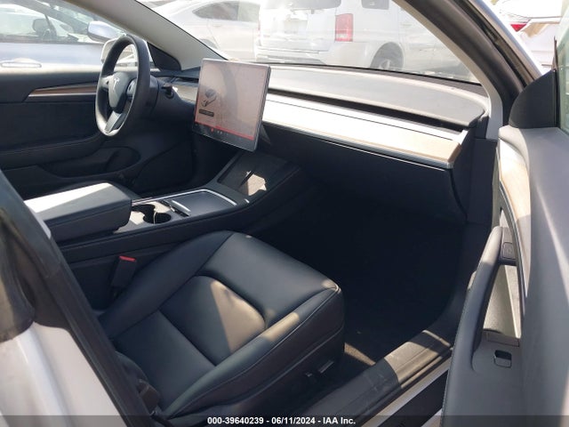 Tesla Model 3 Rear-wheel Drive 2023 5YJ3E1EA2PF424801 Image 5