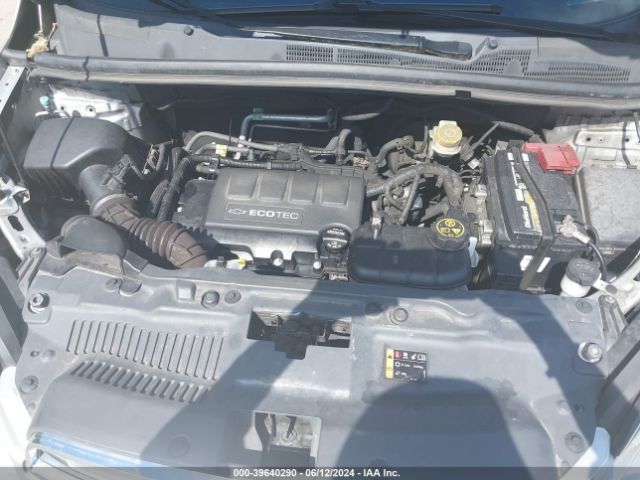 3GNCJPSB6FL256065 Chevrolet Trax 1ls