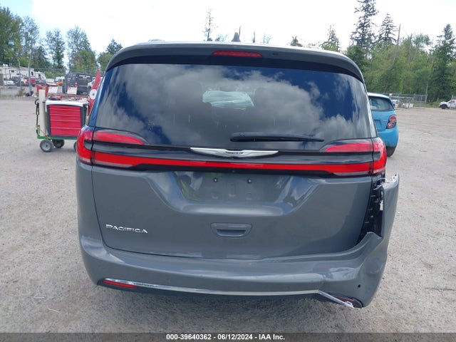 2C4RC1BG3NR138806 Chrysler Pacifica Touring L