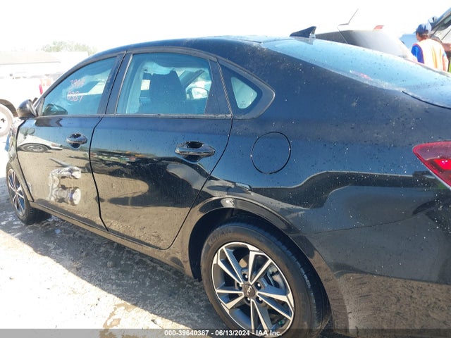 Aukcja sprzedaży 2024 Kia Forte Lxs, vin: 3KPF24AD1RE755059, numer aukcji: 39640387