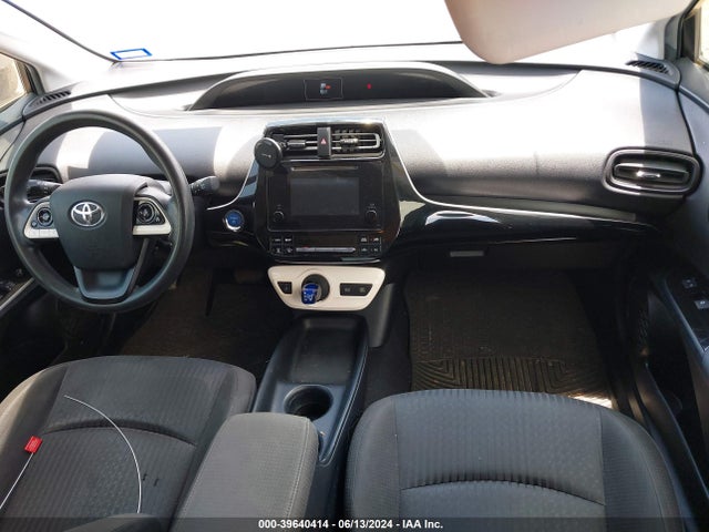Toyota Prius Two 2016 JTDKBRFU7G3011233 Image 5