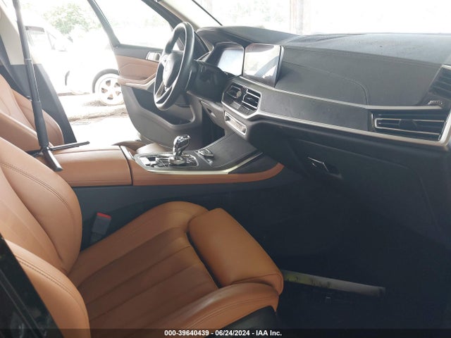 5UXCW2C06N9K22255 BMW X7 Xdrive40i
