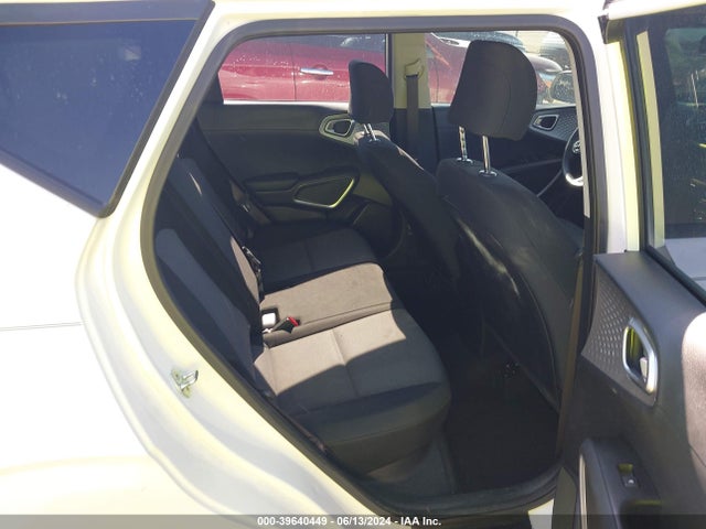 KIA SOUL LX 2020 KNDJ23AU5L7037574 Image 8