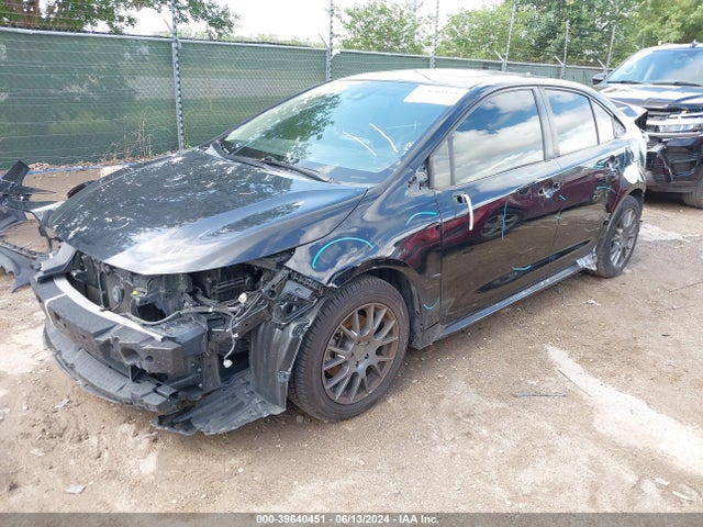 Toyota COROLLA LE 2020 JTDHPRAE8LJ004454 Image 2