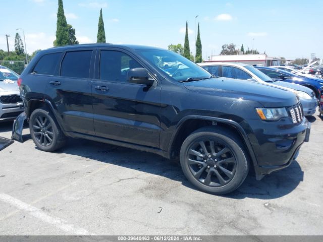 1C4RJEAG1JC168890 Jeep Grand Cherokee Altitude 4x2