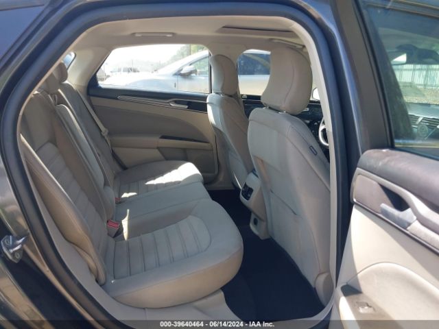 3FA6P0LU8KR285270 Ford Fusion Hybrid Se