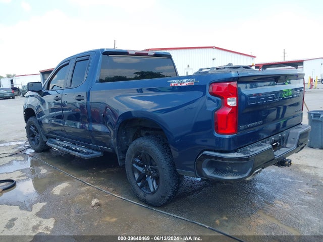 Chevrolet Silverado 1500 Custom Trail Boss 2019 1GCRYCEF4KZ301867 Image 3