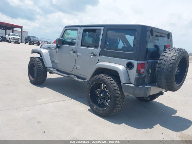 1C4BJWEG9GL172969 Jeep Wrangler Unlimited Sahara