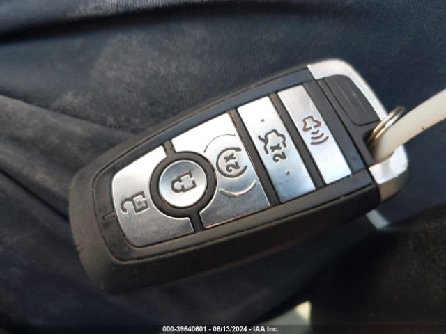 3FA6P0PU2HR160719 Ford Fusion Energi Se Luxury