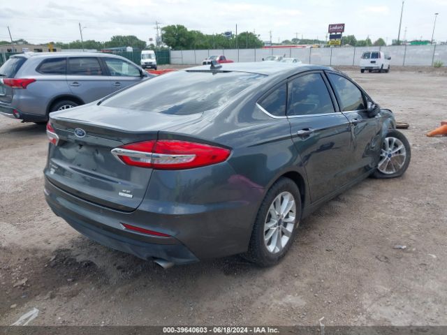 3FA6P0HD9KR215656 Ford FUSION SE