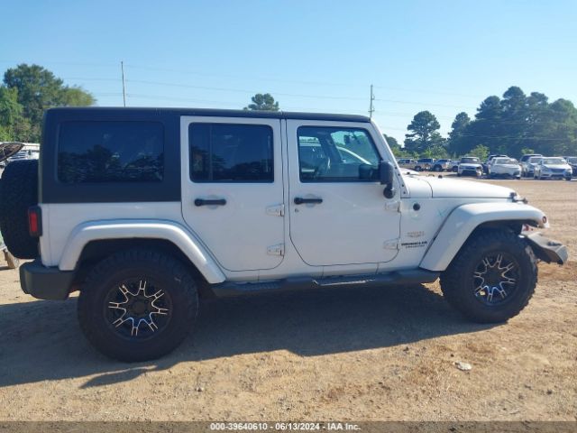 1C4BJWEG5EL233697 Jeep Wrangler Unlimited Sahara