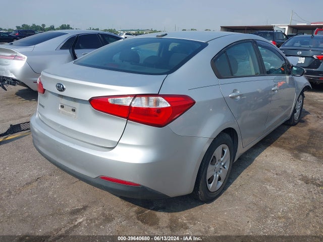 KIA FORTE LX 2016 KNAFK4A61G5589651 Image 4