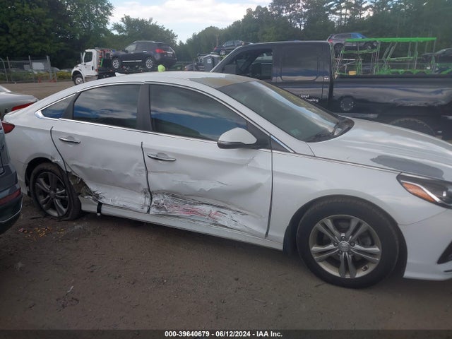 Hyundai SONATA SEL 2018 5NPE34AF6JH668199 Image 13