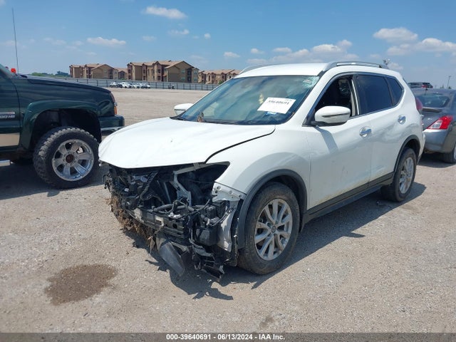 Nissan ROGUE S 2019 5N1AT2MT3KC827905 Image 2