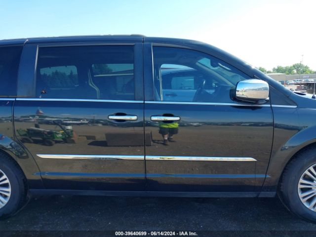 2C4RC1CG3GR304713 Chrysler Town & Country Touring-l Anniversary Edition