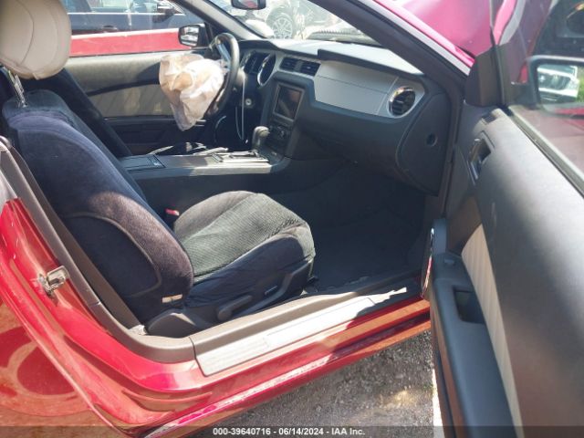 1ZVBP8EM8E5298528 Ford Mustang V6 Premium