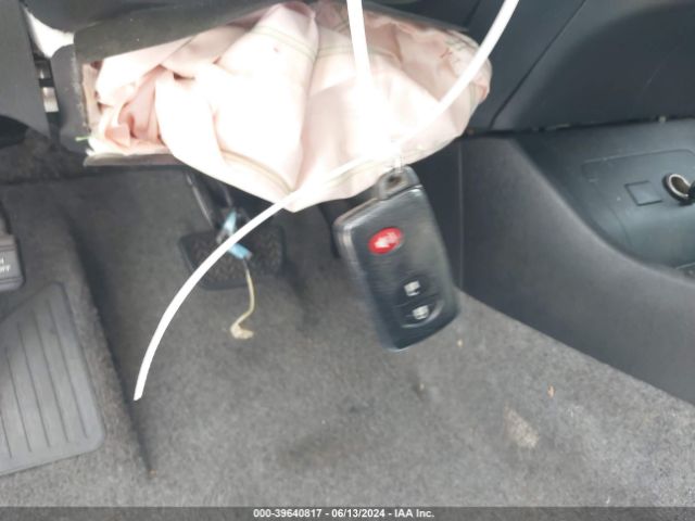 JTDKN3DU4F0454284 Toyota Prius Two