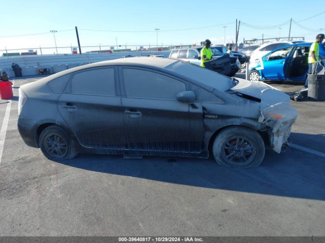 JTDKN3DU4F0454284 Toyota Prius Two