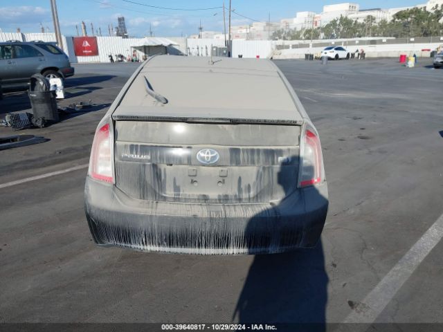 JTDKN3DU4F0454284 Toyota Prius Two