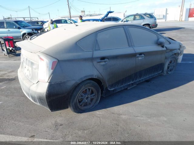 JTDKN3DU4F0454284 Toyota Prius Two
