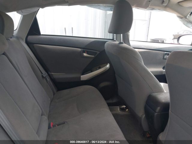 JTDKN3DU4F0454284 Toyota Prius Two
