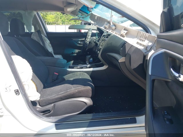 Nissan Altima 2.5 S 2015 1N4AL3AP3FC167619 Image 5