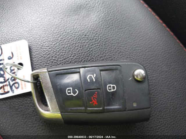 3VW5T7AU3FM103505 Volkswagen Golf Gti 2.0t Autobahn 4-door