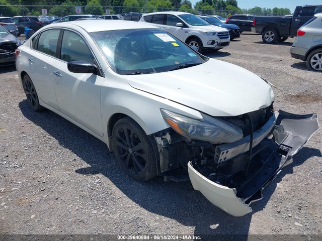 2018 1N4AL3AP2JC159553 main image