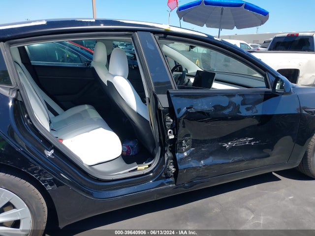 Tesla Model 3 Long Range Dual Motor All-wheel Drive 2023 5YJ3E1EB4PF628153 Image 6