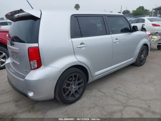 JTLZE4FEXFJ066968 Scion XB