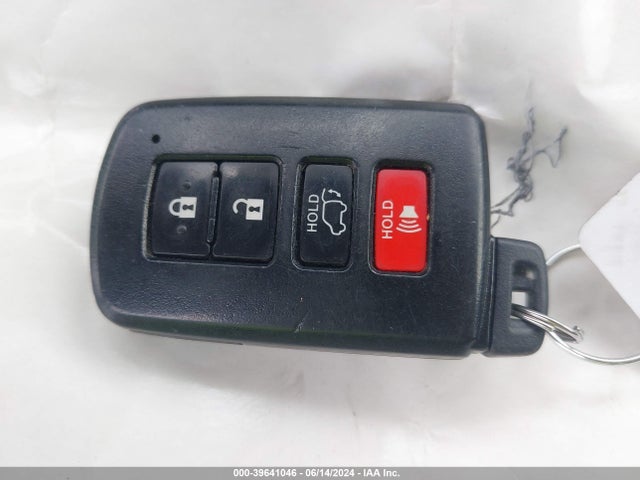 Toyota Rav4 Xle 2017 JTMRFREV6HJ145161 Image 11