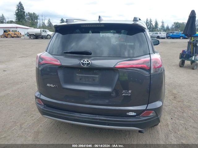 Toyota Rav4 Xle 2017 JTMRFREV6HJ145161 Image 17