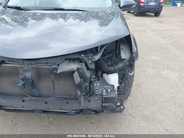 Toyota Rav4 Xle 2017 JTMRFREV6HJ145161 Image 20